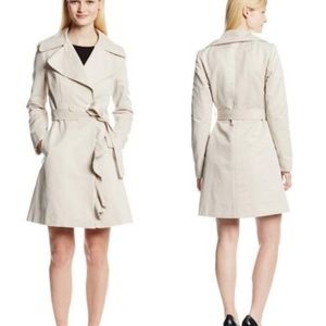 Tahari Fitted Ruffle Trench Coat Sz Large